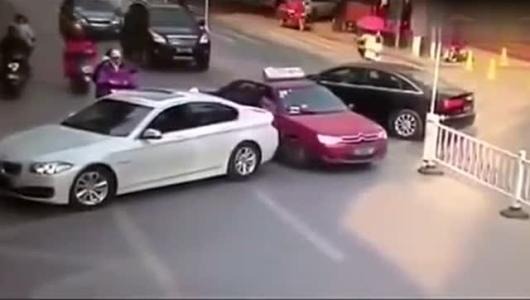 交通意外險、第三方責任險和交強險有什么區(qū)別