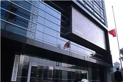 保險的兩年不可抗辯是什么意思？